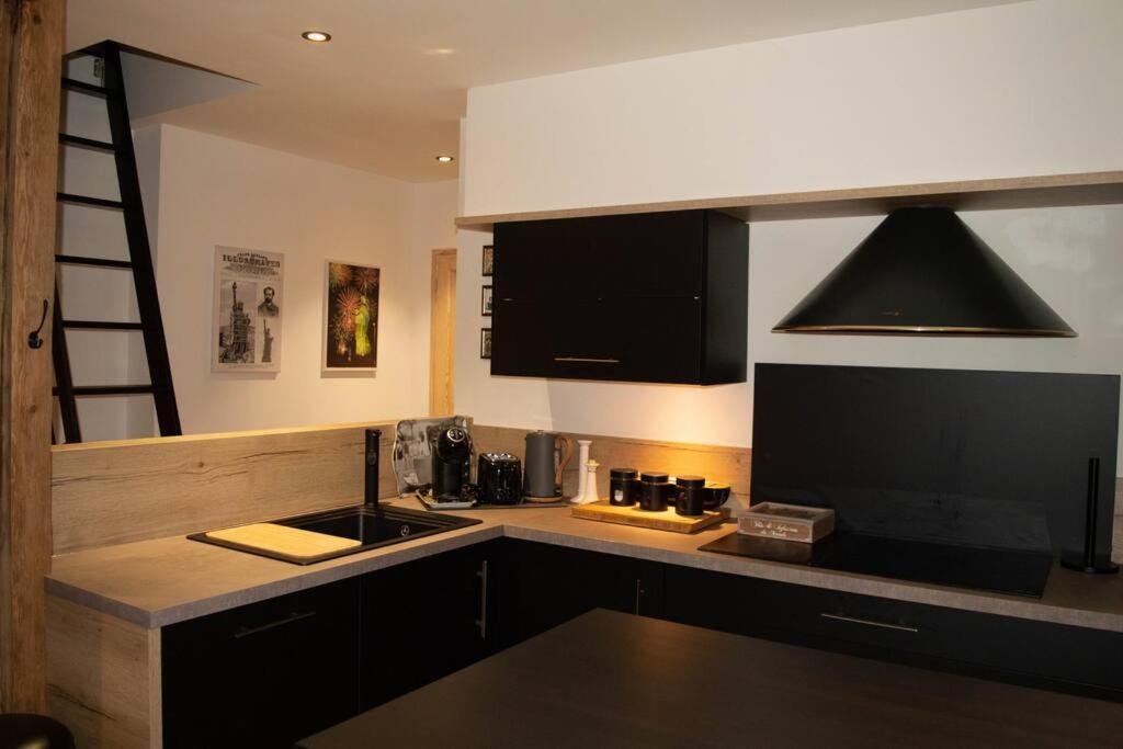 La Tour Du Bois Fleuri Apartment กอลมาร์ ภายนอก รูปภาพ