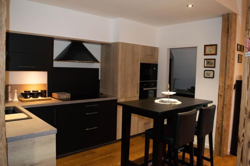 La Tour Du Bois Fleuri Apartment กอลมาร์ ภายนอก รูปภาพ